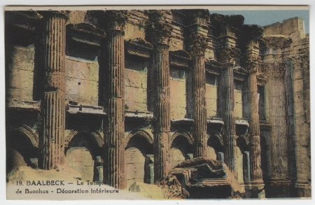 Baalbeck - Le Temple de Bacchus - Decoration interieure